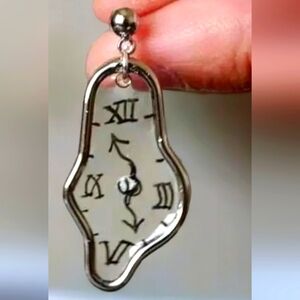 NWT Surrealism Melting Clock Earrings